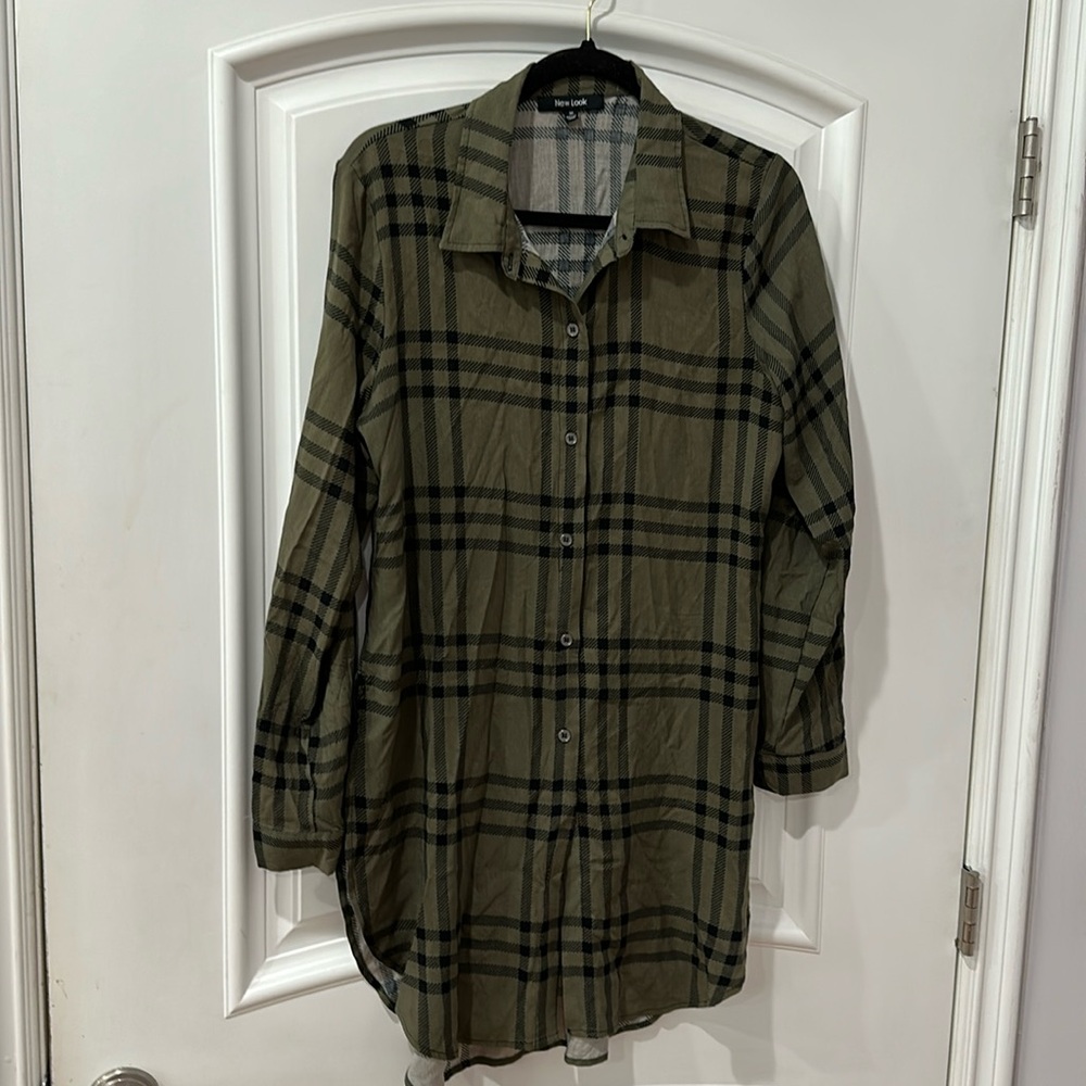 New Look dress shirt size M
